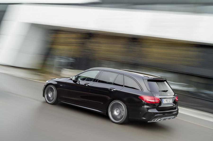  Mercedes-Benz C450 AMG Sport Estate 2015 года  (фото 7 из 27)